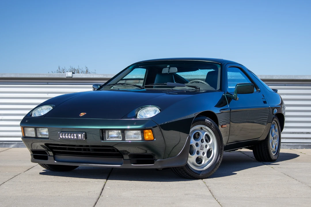 1985 Porsche 928 S - Image 4 of 31
