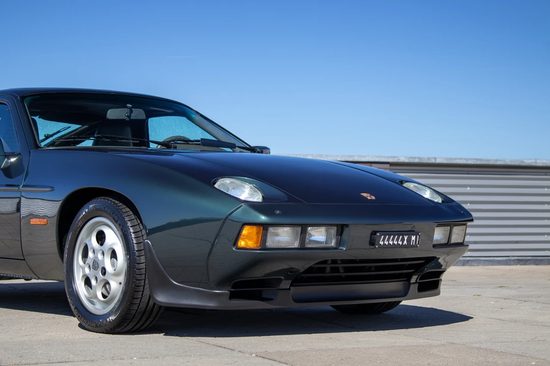 1985 Porsche 928 S - Image 24 of 31