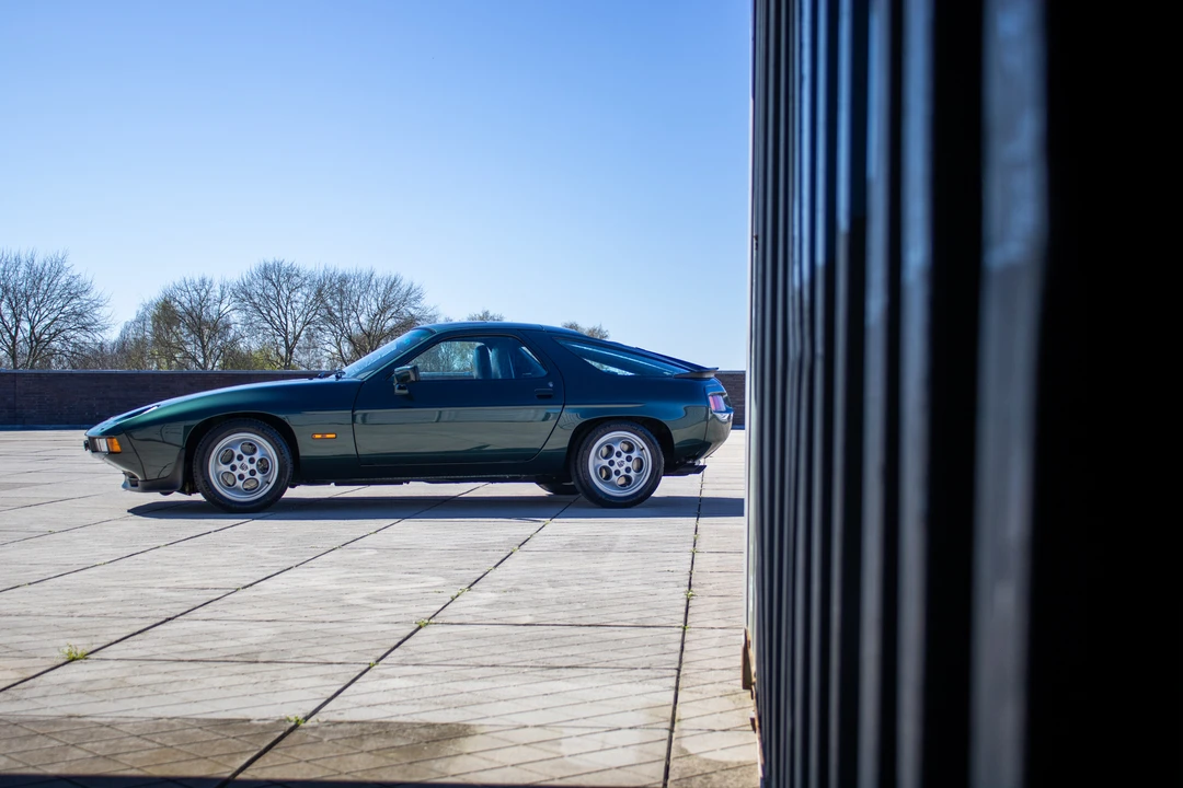 1985 Porsche 928 S - Image 6 of 31