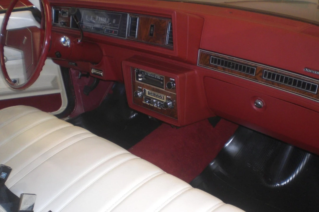 1978 Oldsmobile Cutlass Supreme - Image 4 of 8