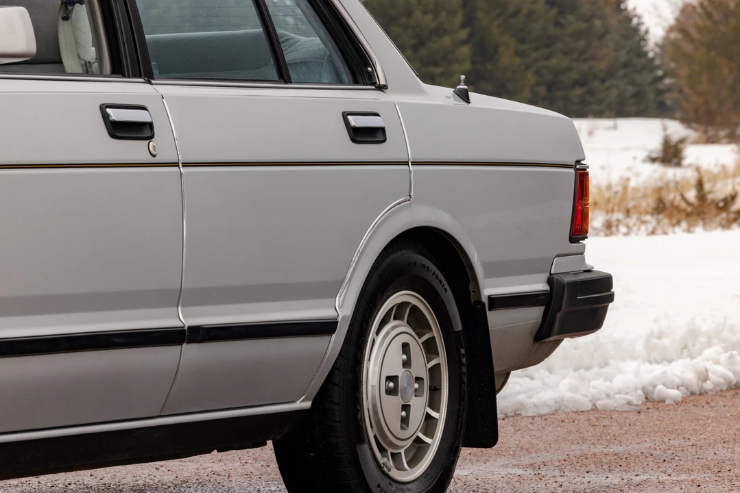 1981 Nissan Maxima 1st Gen - Image 29 of 31