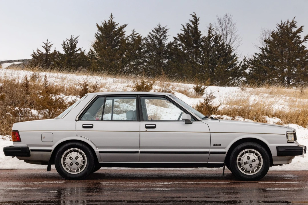1981 Nissan Maxima 1st Gen - Image 8 of 31
