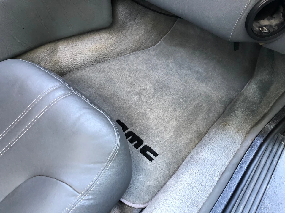 1982 DeLorean DMC-12 - Image 23 of 31