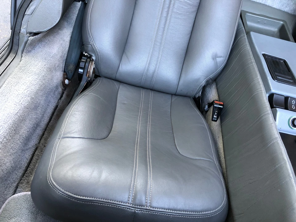 1982 DeLorean DMC-12 - Image 24 of 31