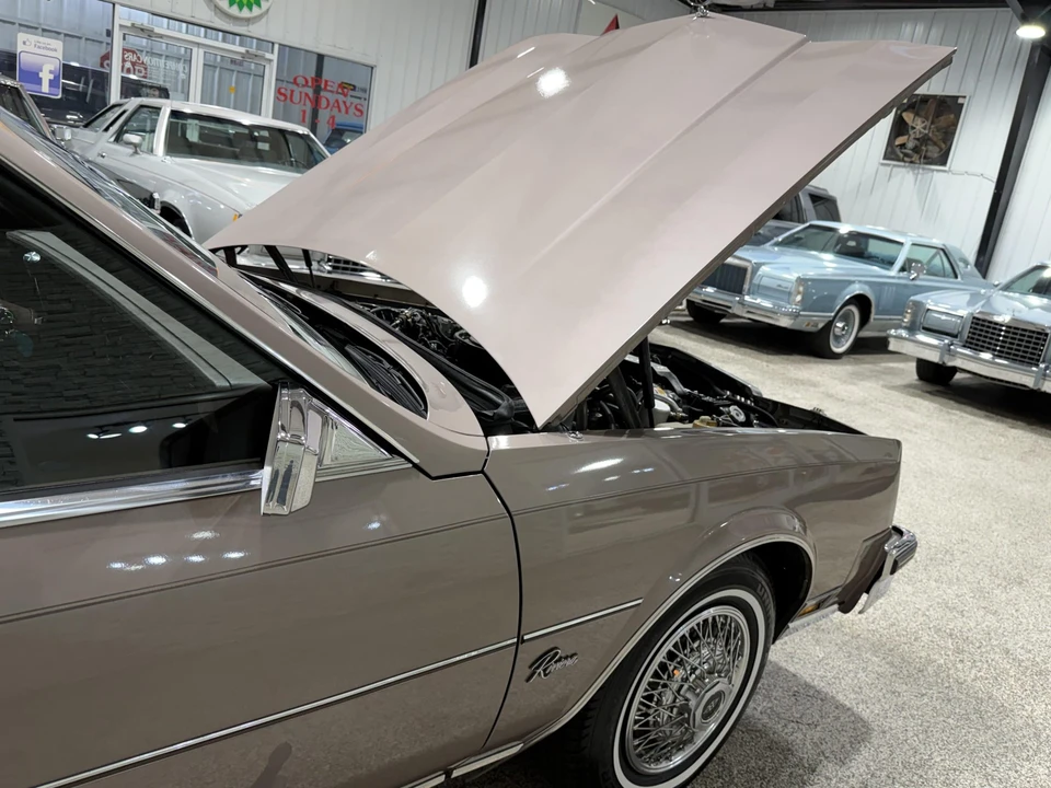 1983 Buick Riviera 4th-7th Gen - Image 29 of 31