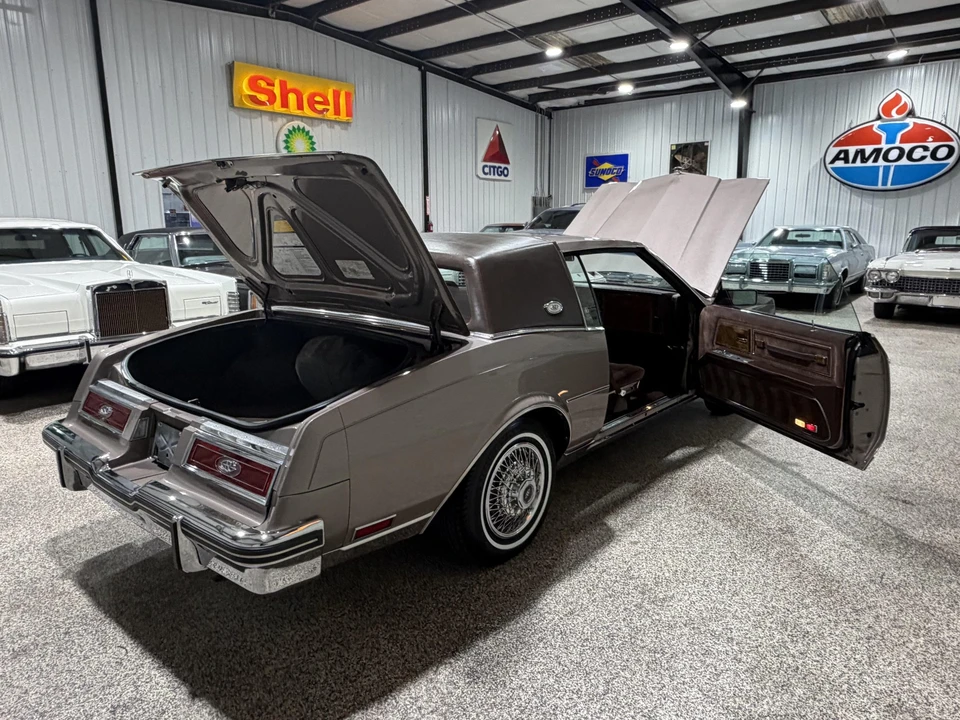1983 Buick Riviera 4th-7th Gen - Image 28 of 31