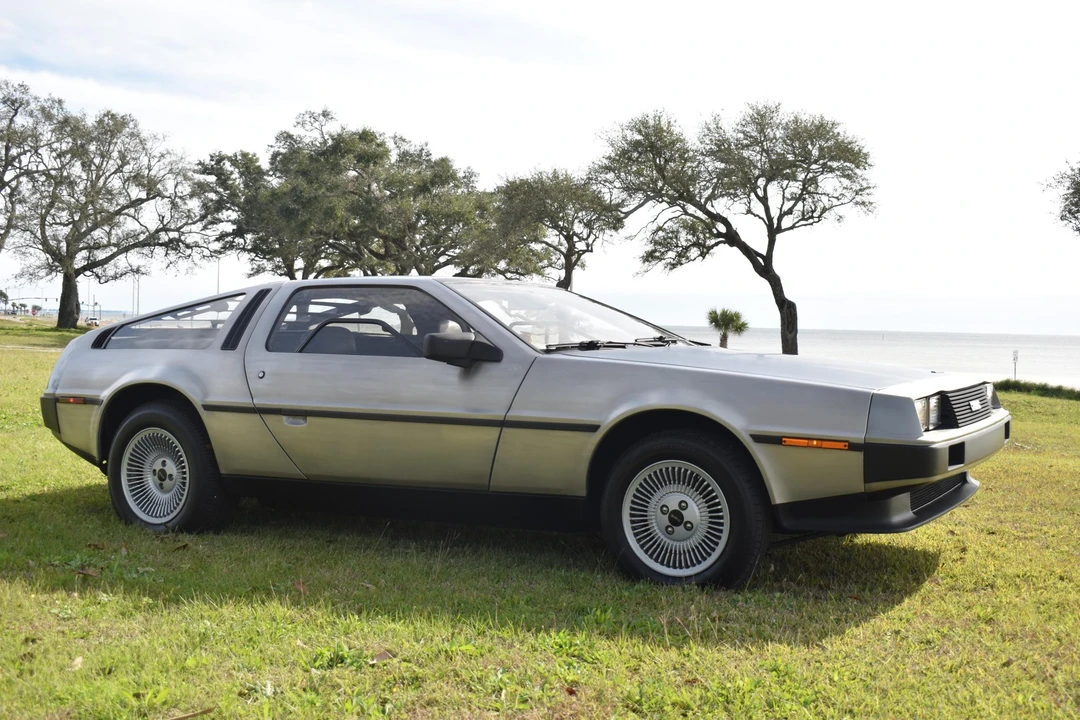 1983 DeLorean DMC-12 - Image 30 of 31