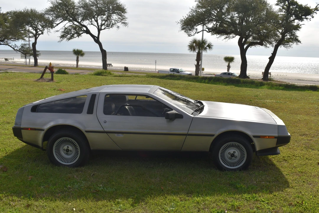 1983 DeLorean DMC-12 - Image 25 of 31