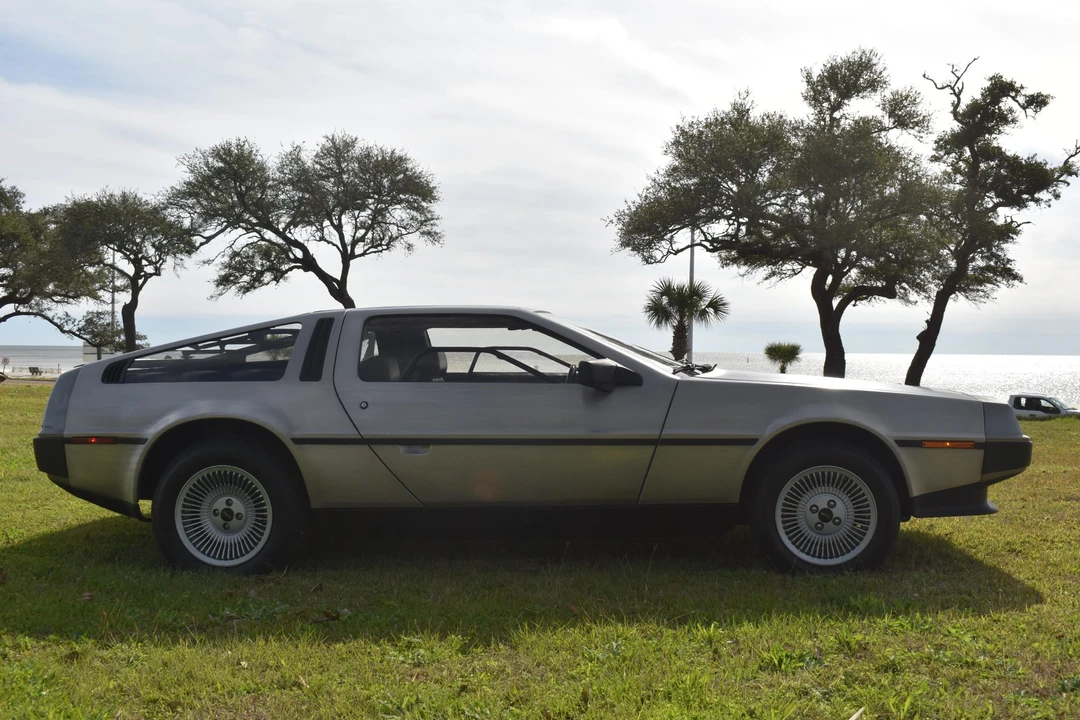 1983 DeLorean DMC-12 - Image 27 of 31