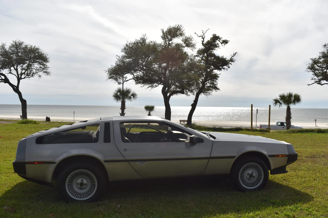 1983 DeLorean DMC-12 - Image 29 of 31