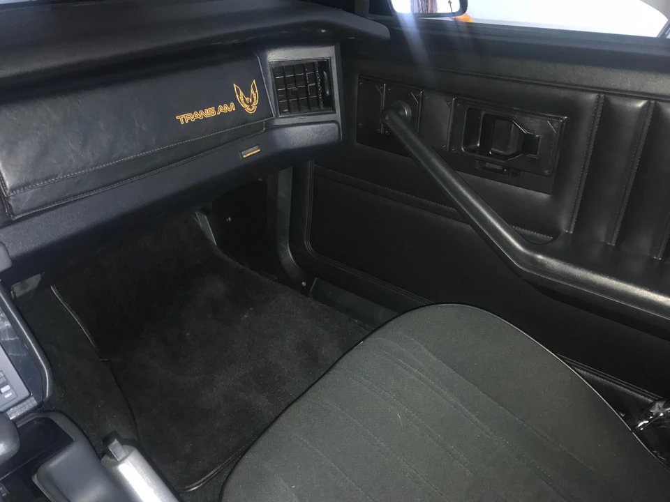 1985 Pontiac Firebird Trans Am 3rd Gen - Image 19 of 31