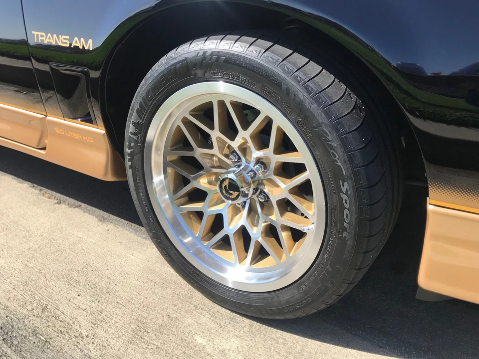 1985 Pontiac Firebird Trans Am 3rd Gen - Image 15 of 31