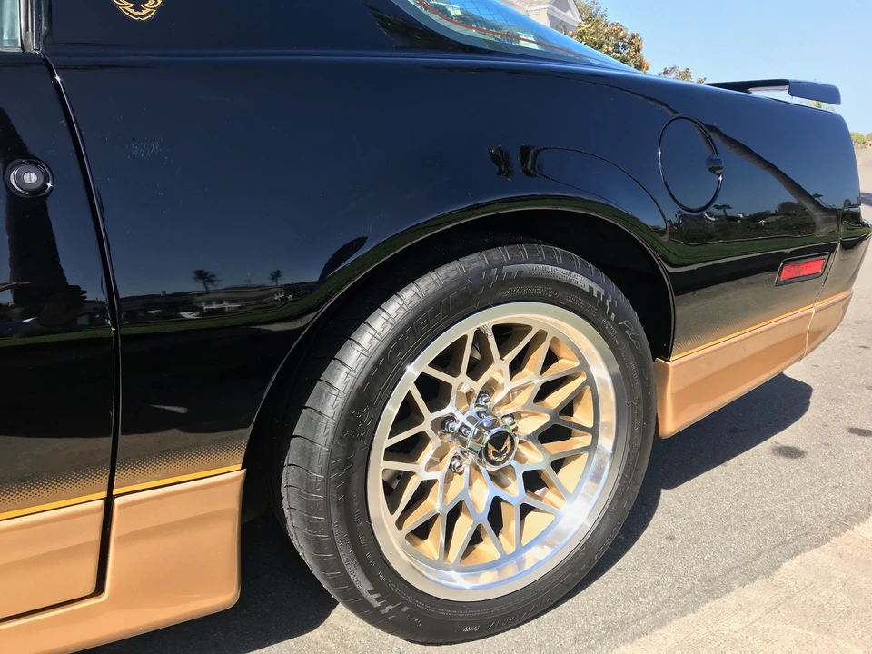 1985 Pontiac Firebird Trans Am 3rd Gen - Image 12 of 31