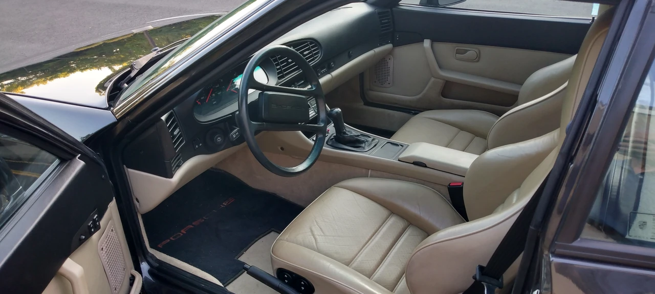 1986 Porsche 944 - Image 20 of 31