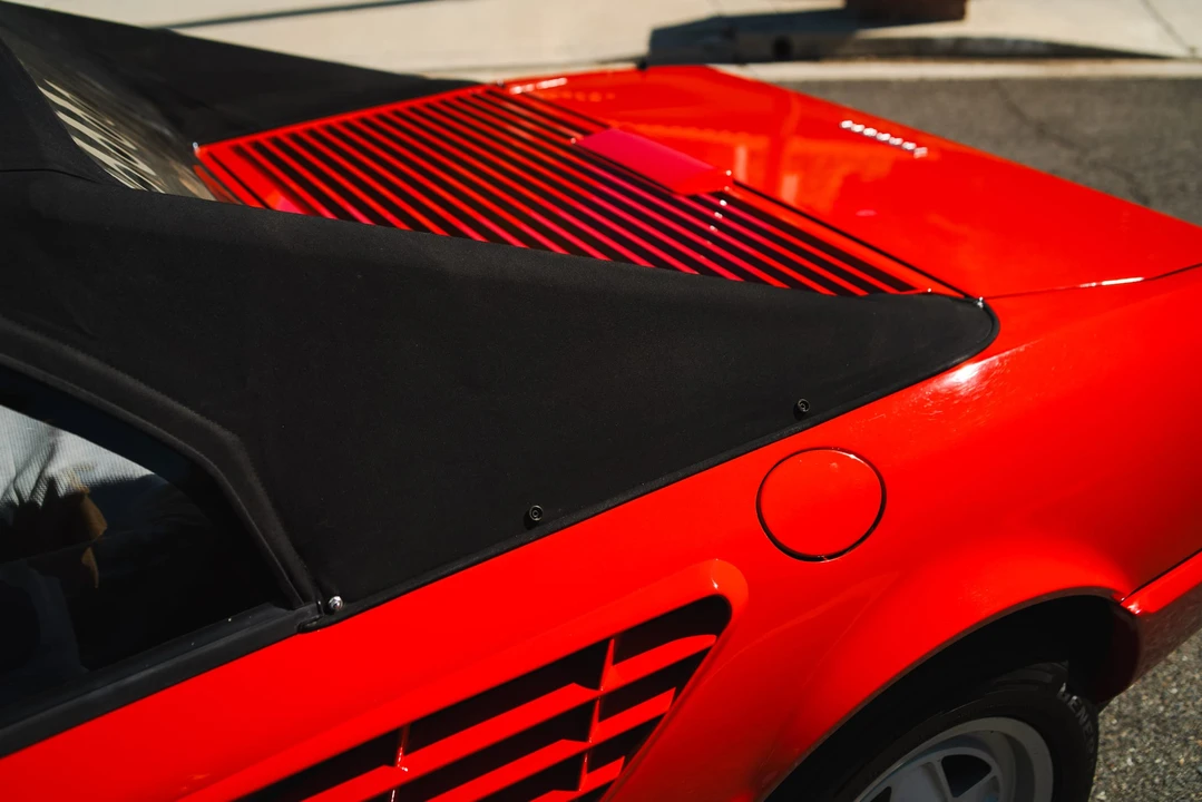 1987 Ferrari Mondial 3.2 - Image 24 of 31