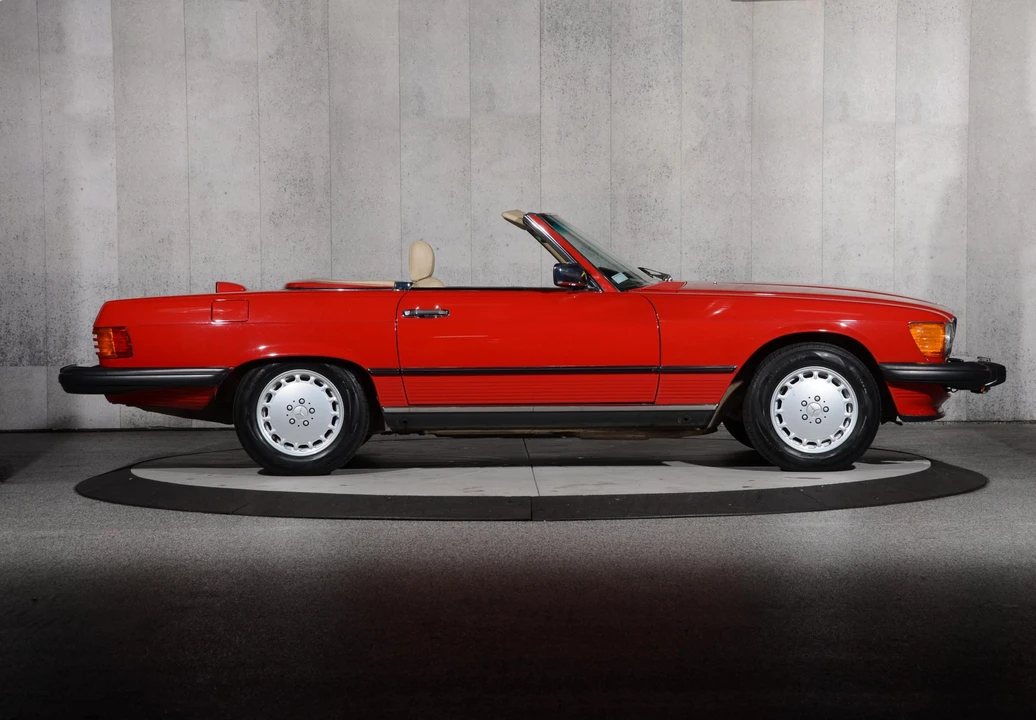 1987 Mercedes-Benz R107 SL-Class - Image 2 of 31
