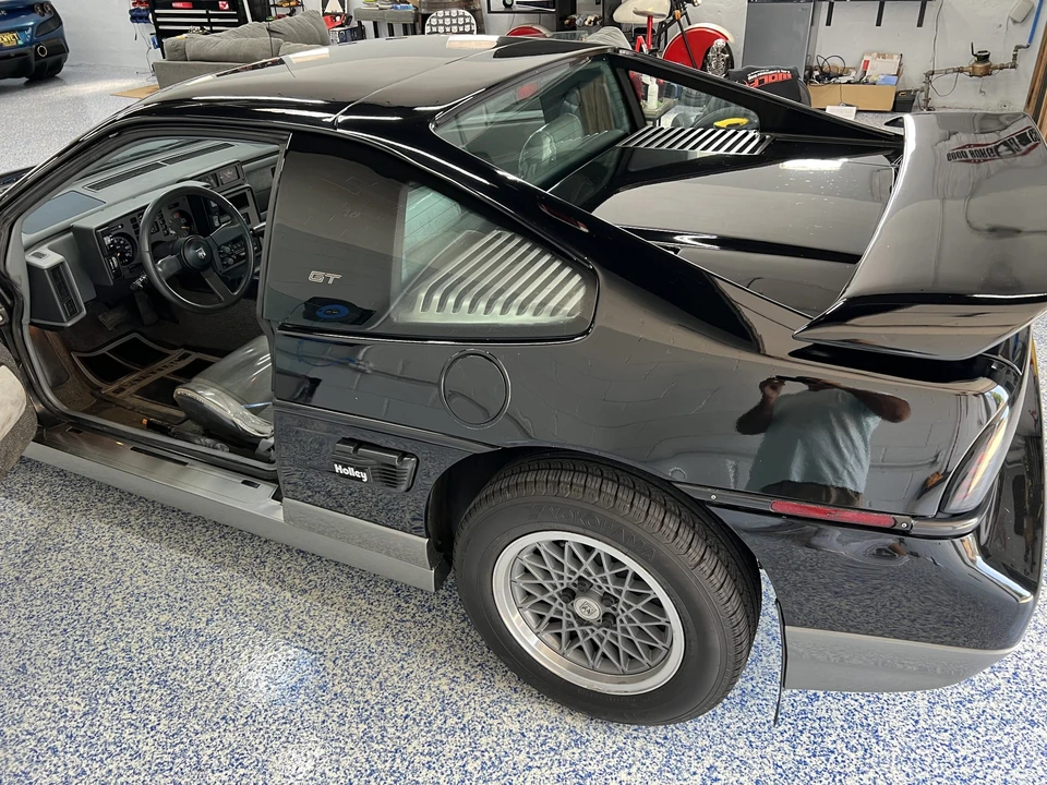 1987 Pontiac Fiero GT - Image 16 of 31