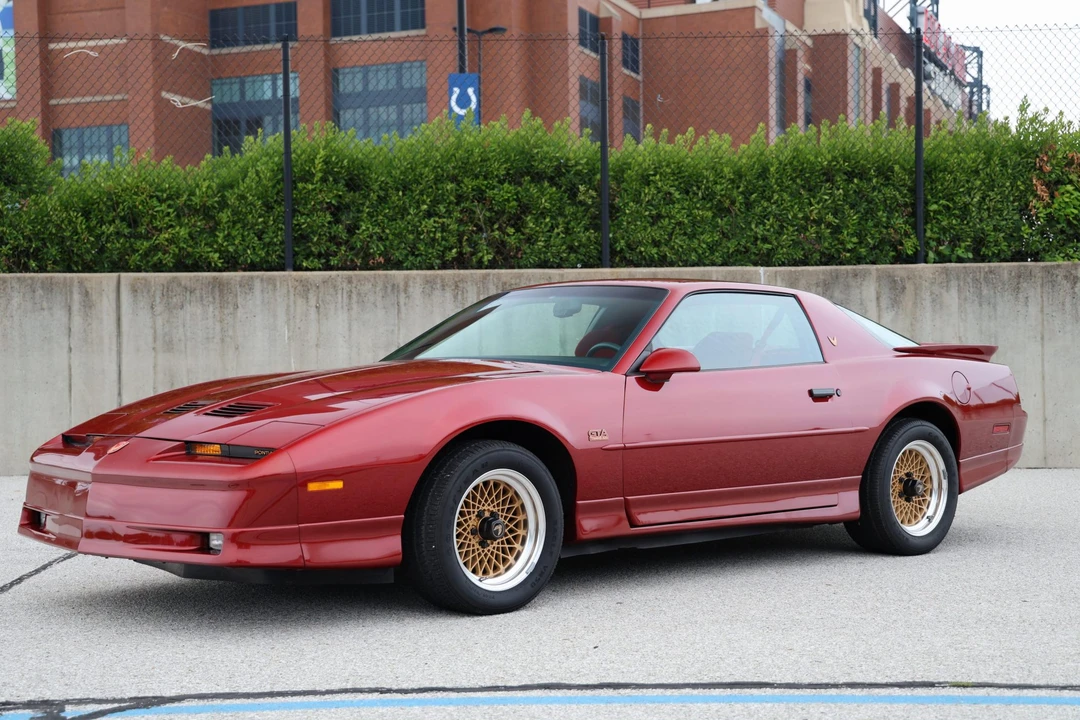 1987 Pontiac Firebird Trans Am 3rd Gen - Image 2 of 31