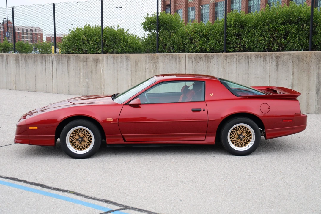1987 Pontiac Firebird Trans Am 3rd Gen - Image 30 of 31