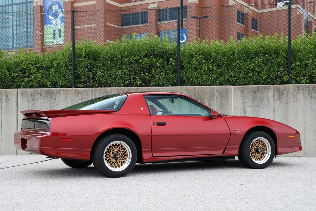 1987 Pontiac Firebird Trans Am 3rd Gen - Image 17 of 31
