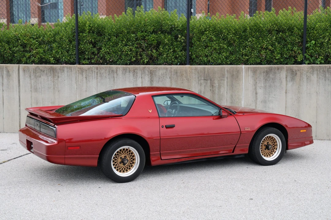1987 Pontiac Firebird Trans Am 3rd Gen - Image 16 of 31