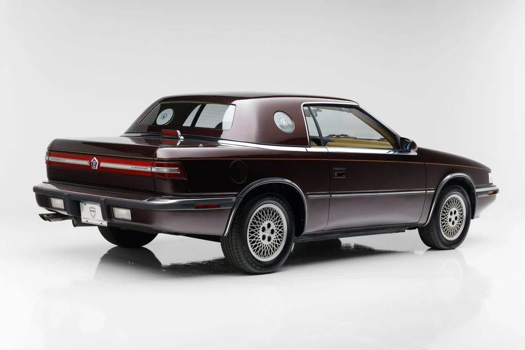 1989 Chrysler TC by Maserati - Image 7 of 31