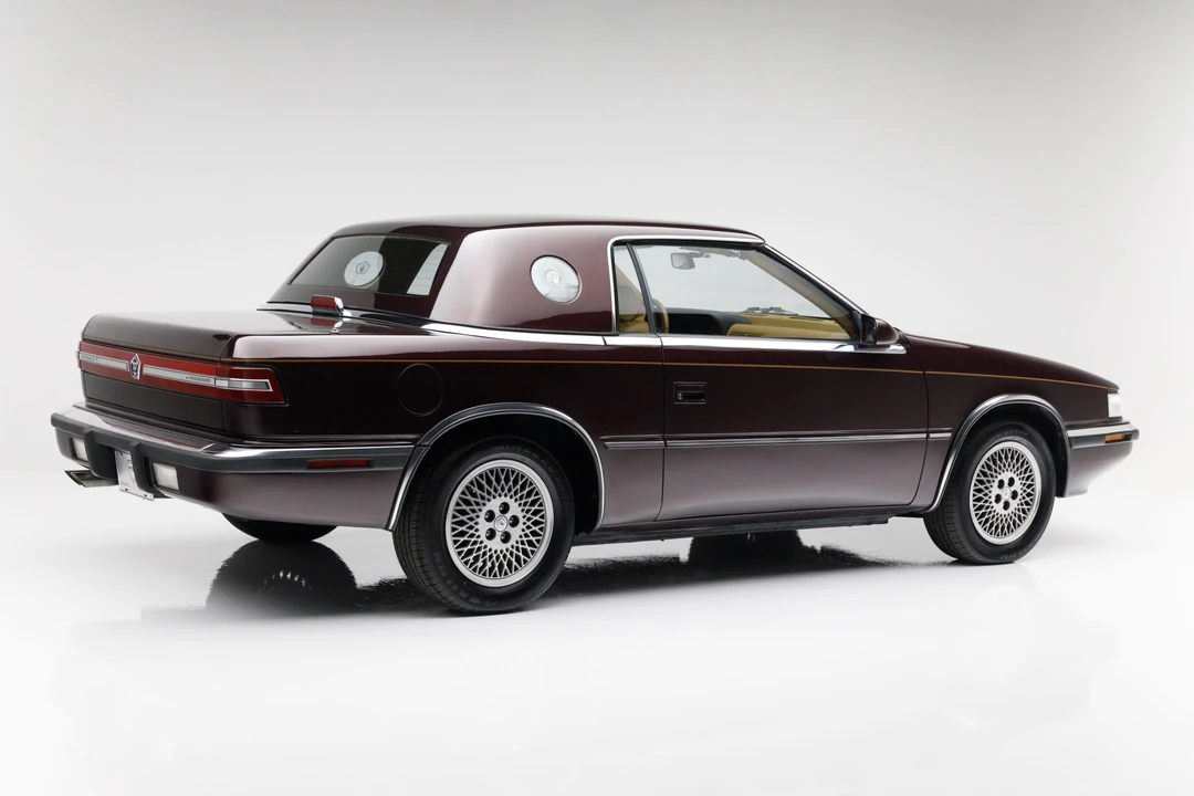 1989 Chrysler TC by Maserati - Image 8 of 31