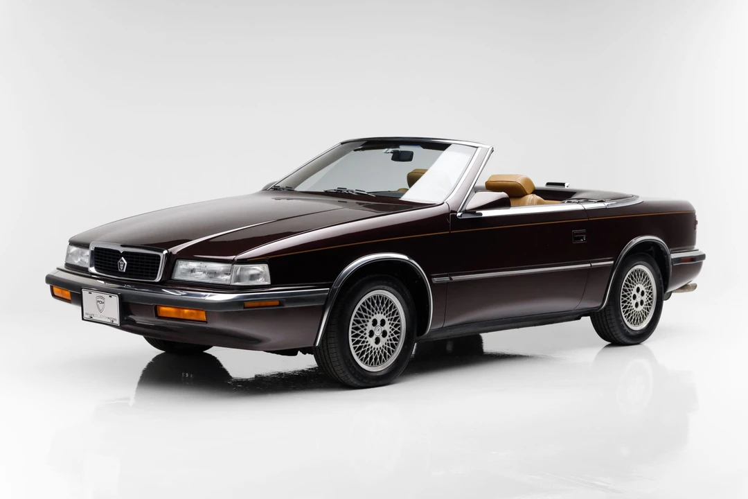 1989 Chrysler TC by Maserati - Image 12 of 31