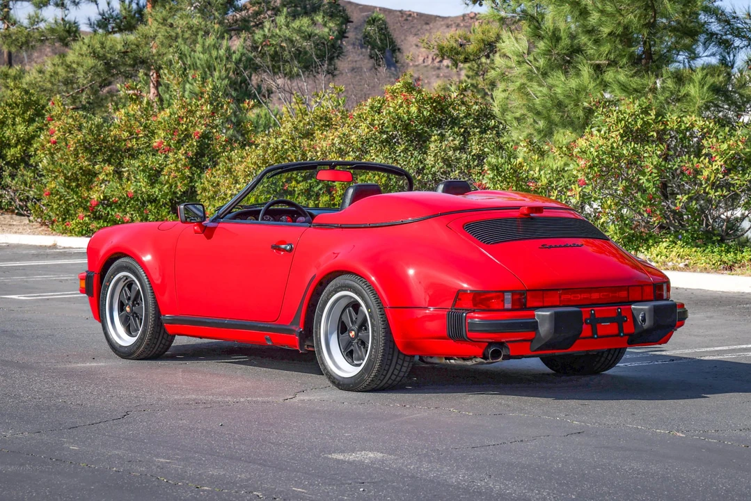 1989 Porsche 911 Carrera 3.2 - Image 12 of 31