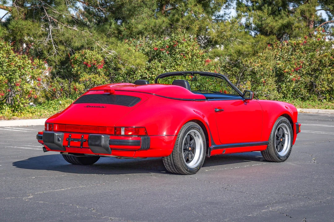 1989 Porsche 911 Carrera 3.2 - Image 9 of 31