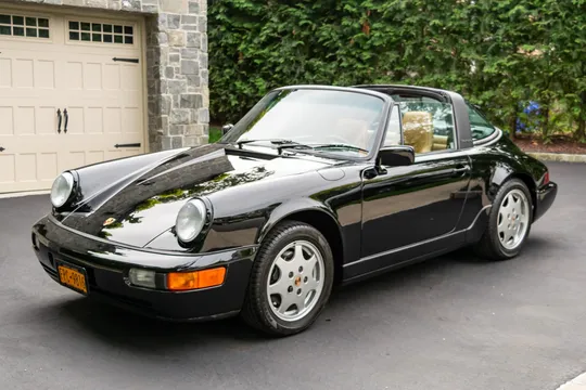 1990 Porsche 911 Carrera 2 Targa