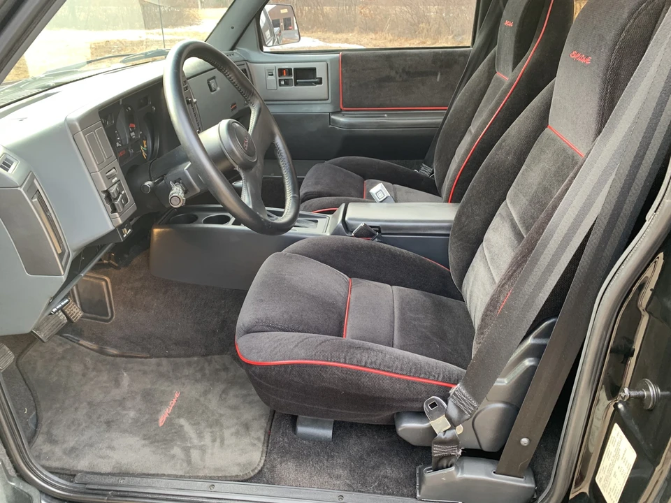 1991 GMC Syclone - Image 20 of 31