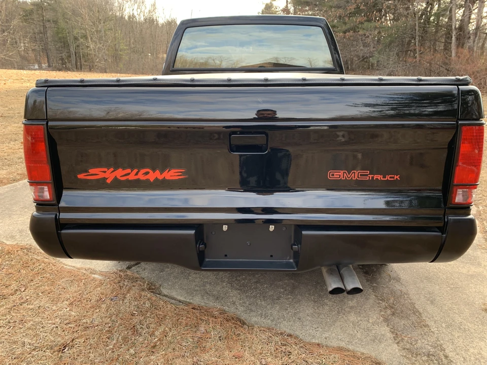 1991 GMC Syclone - Image 6 of 31