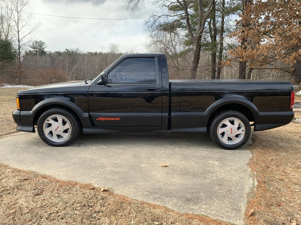 1991 GMC Syclone - Image 4 of 31