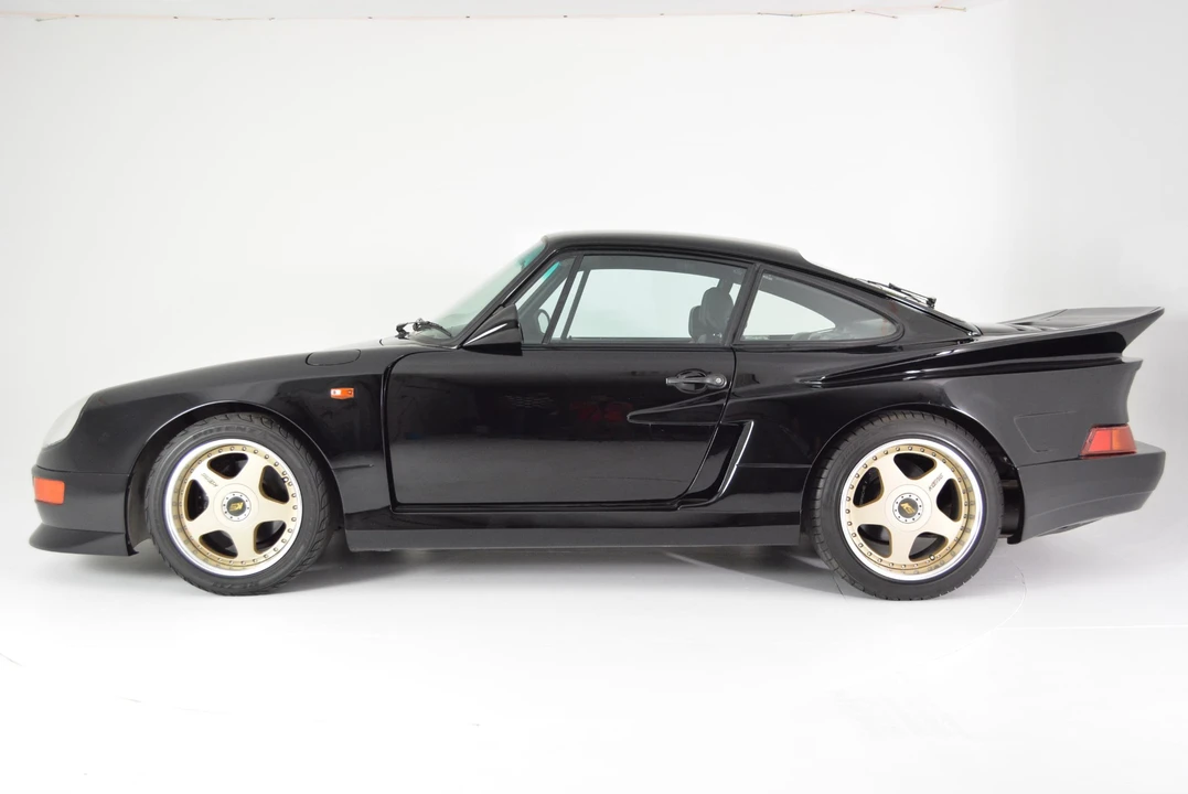 1991 Porsche 964 Carrera 4 - Image 3 of 31