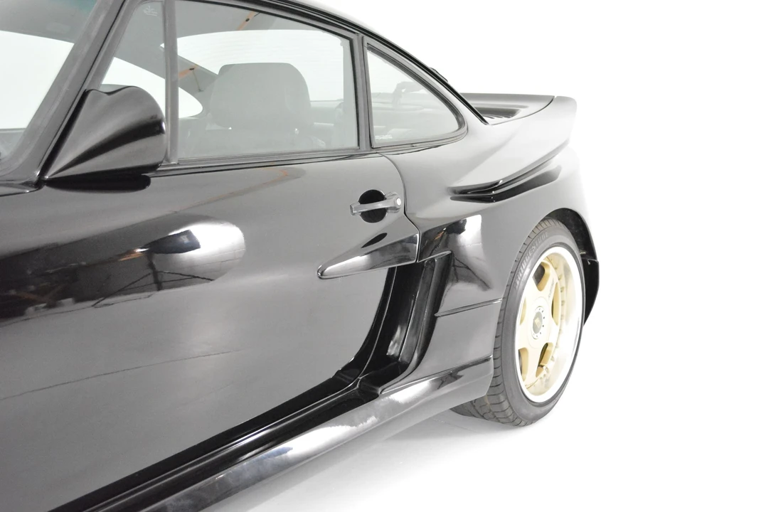 1991 Porsche 964 Carrera 4 - Image 11 of 31