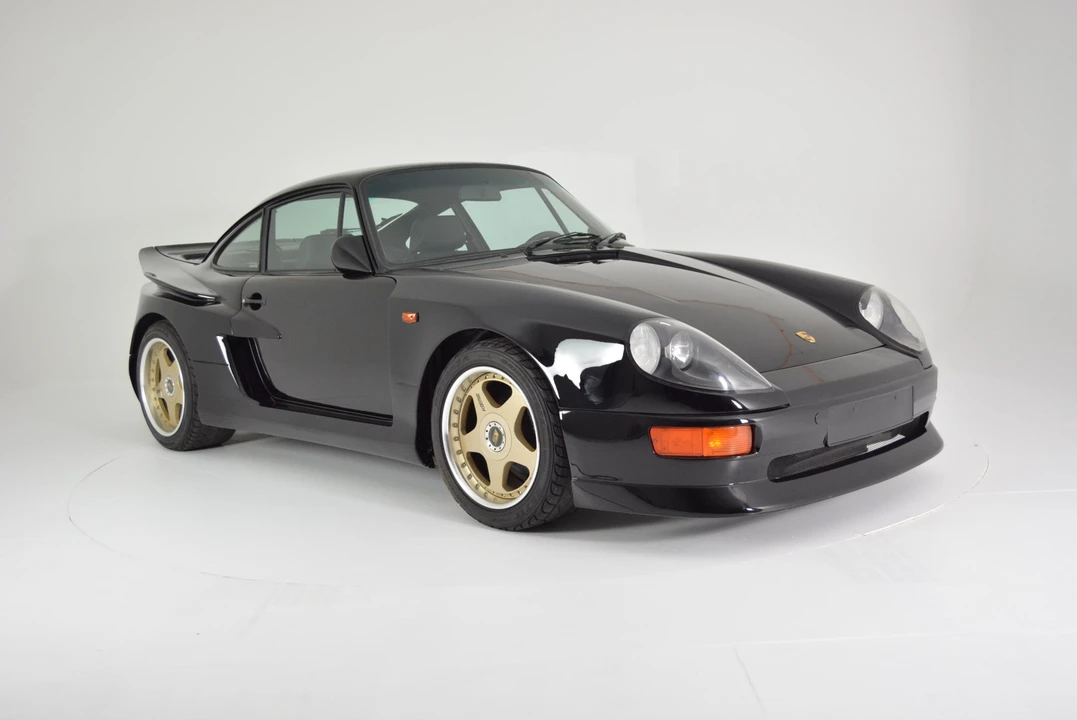 1991 Porsche 964 Carrera 4 - Image 7 of 31