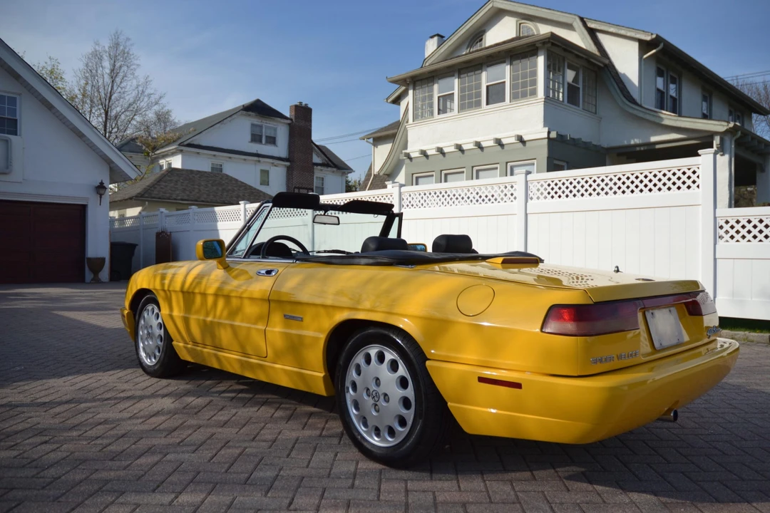 1992 Alfa Romeo Series 4 - Image 10 of 31