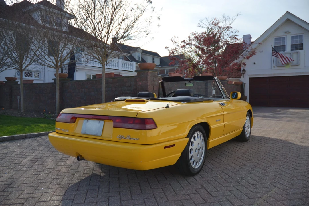 1992 Alfa Romeo Series 4 - Image 17 of 31