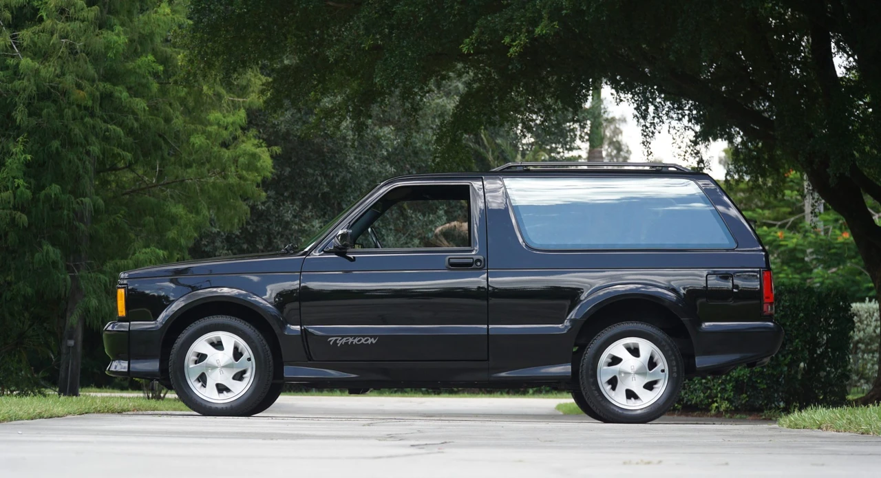 1992 GMC S-15 Jimmy 1st Gen - Image 15 of 31