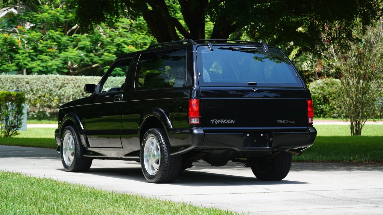 1992 GMC S-15 Jimmy 1st Gen - Image 13 of 31