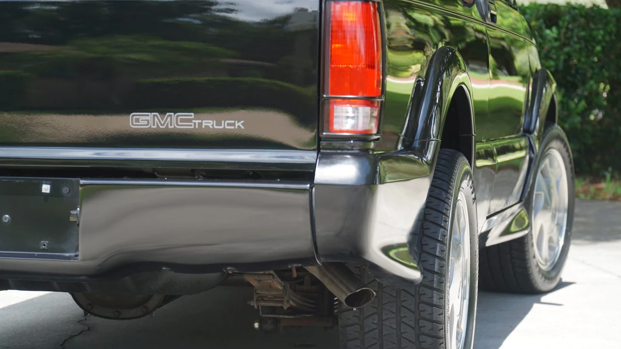 1992 GMC S-15 Jimmy 1st Gen - Image 28 of 31