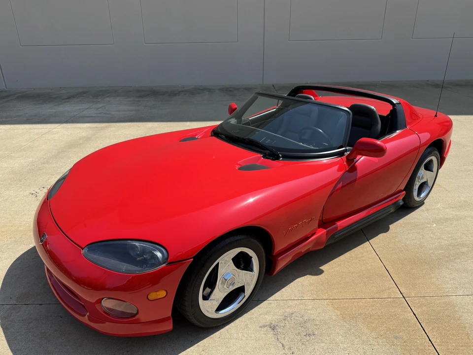 1993 Dodge Viper 1st Gen - Image 2 of 31