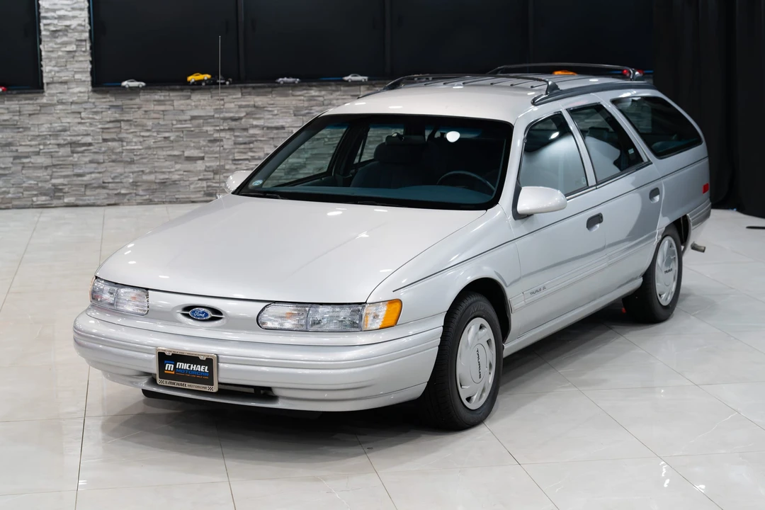 1993 Ford Taurus 2nd Gen - Image 3 of 31