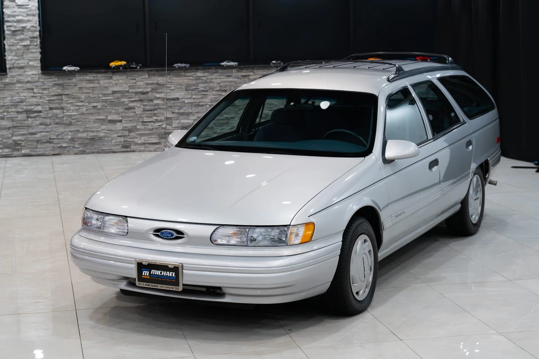 1993 Ford Taurus 2nd Gen - Image 4 of 31