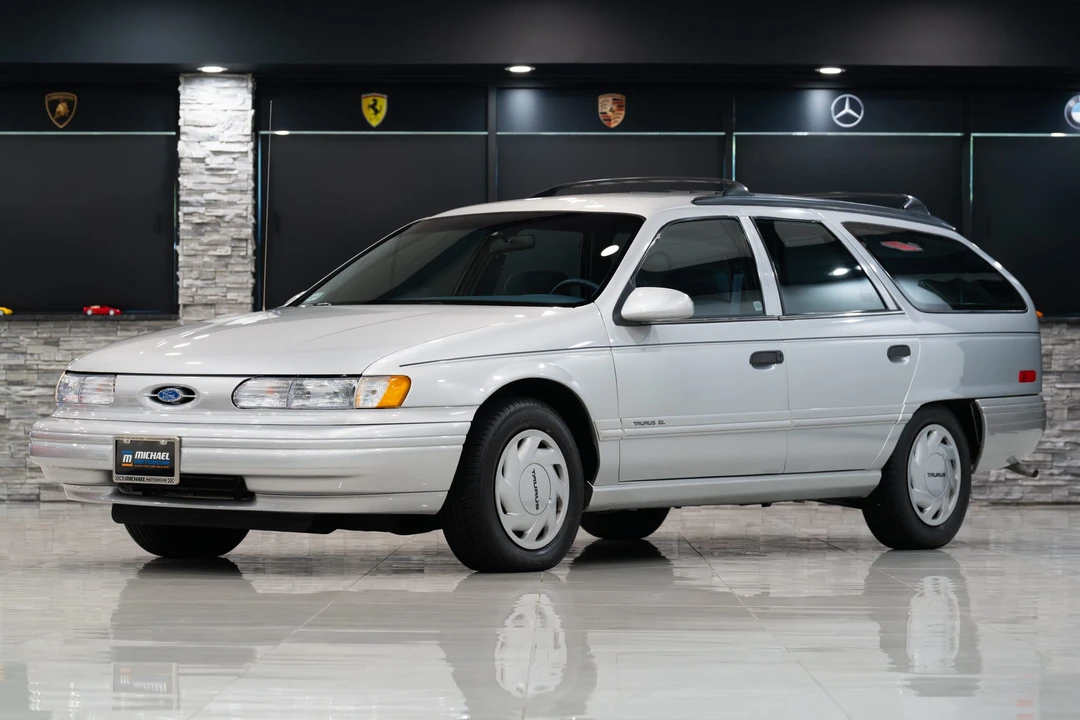 1993 Ford Taurus 2nd Gen - Image 12 of 31