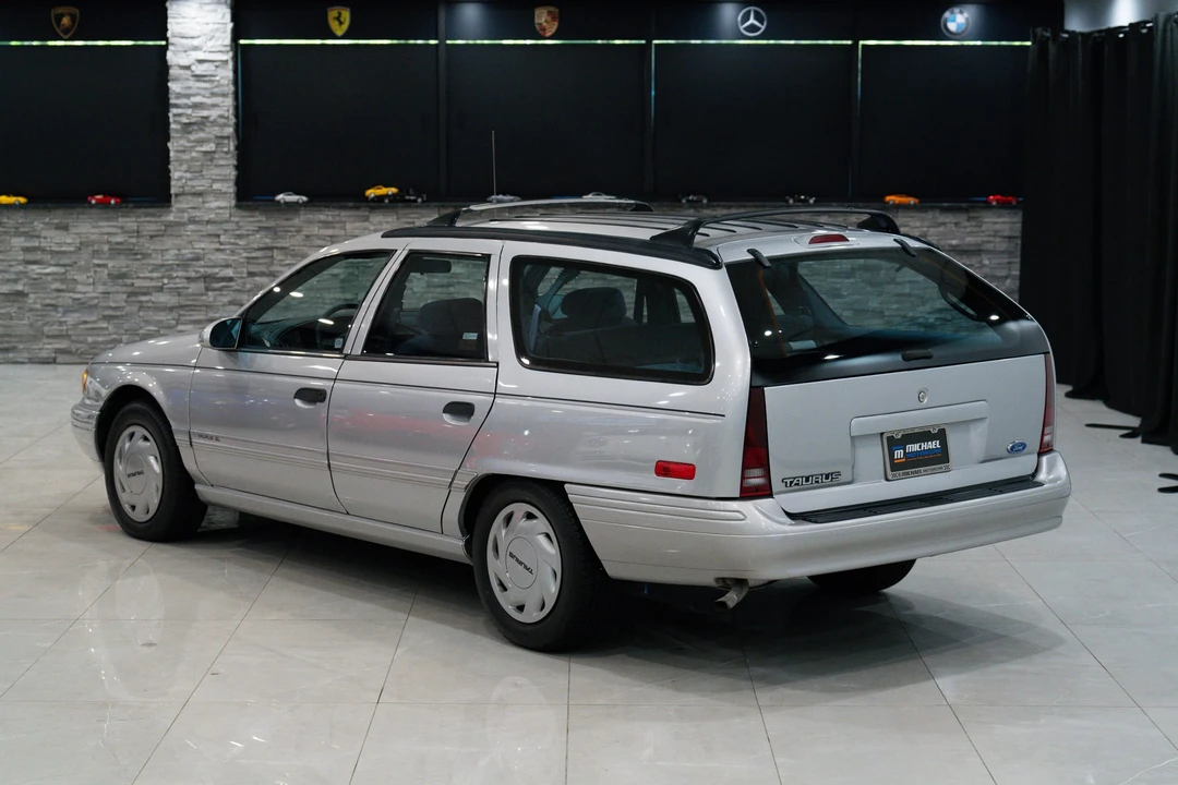 1993 Ford Taurus 2nd Gen - Image 22 of 31