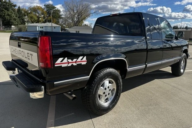 1994 Chevrolet C/K 4th Gen - Image 2 of 7