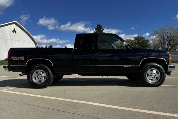 1994 Chevrolet C/K 4th Gen - Image 3 of 7