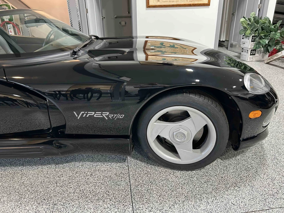 1994 Dodge Viper 1st Gen - Image 24 of 31